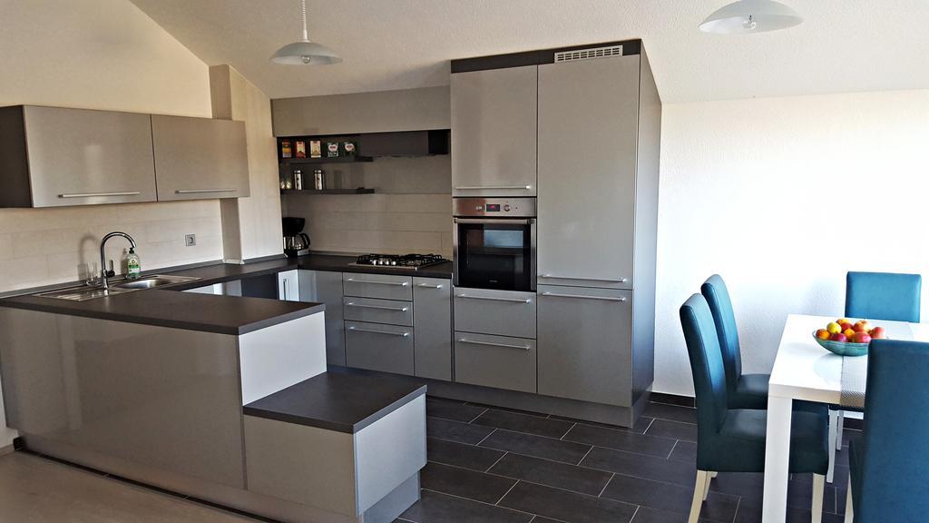 Apartment Lipa Ириновац Номер фото