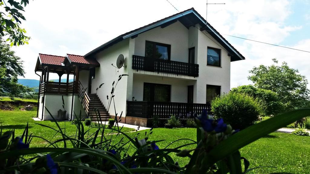 Apartment Lipa Ириновац Номер фото