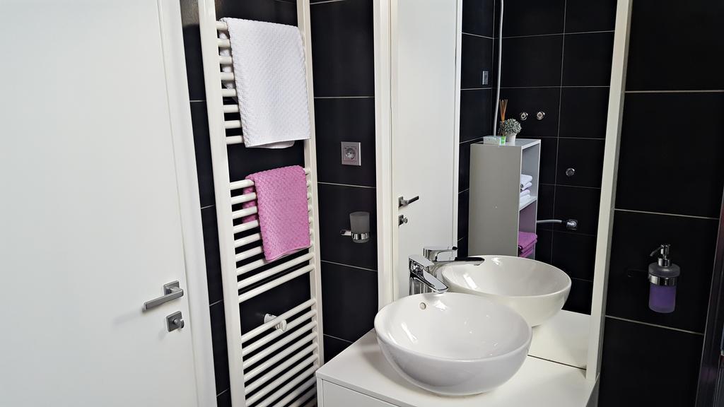 Apartment Lipa Ириновац Экстерьер фото