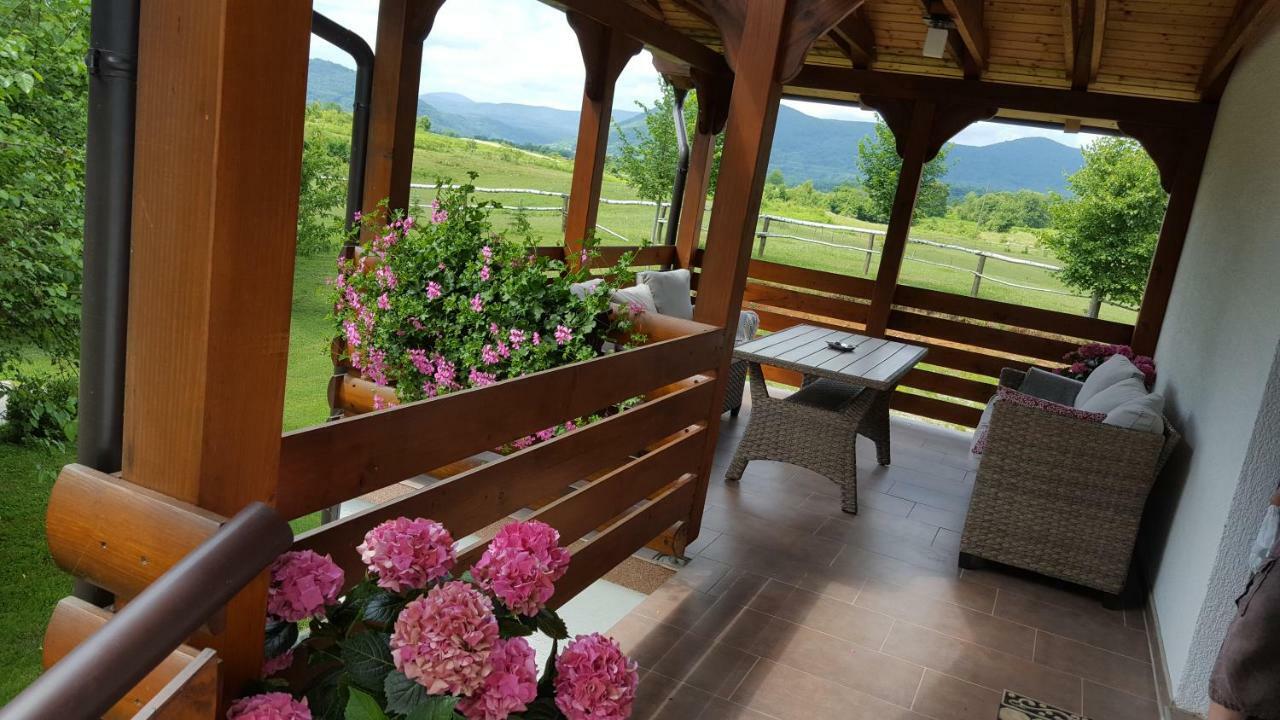 Apartment Lipa Ириновац Экстерьер фото